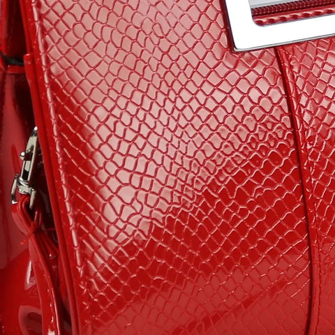 J-Bg Pinkحقيبة يد نسائية بجودة عالية نمط جلد التمساح 2024 ، بألوان متعددة صغيرة من براند